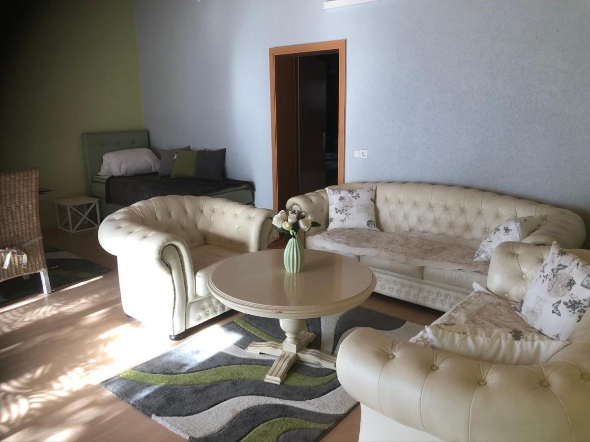 Ferienwohnung Auf Der Blue Ranch Engen Kültér fotó